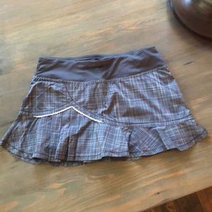 LULULEMON VINTAGE* RUNNING/TENNIS SKIRT SIZE 6!